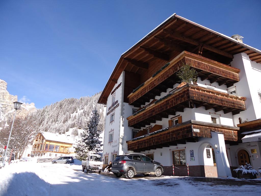 Albergo Alisander Corvara In Badia Exterior foto